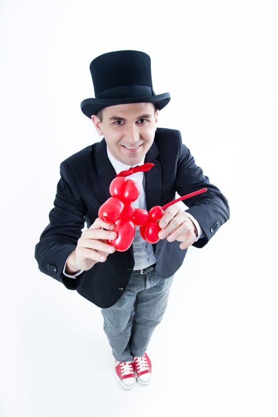 Pressefoto Philipp Kainz – Kinderzauberer mit Ballontier
